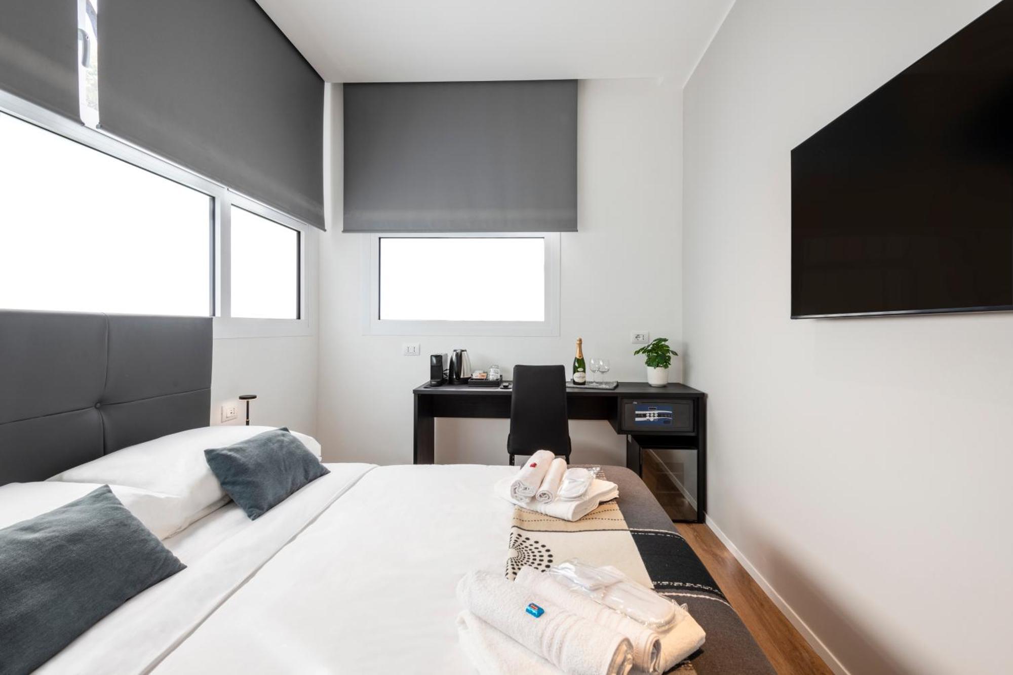 Bnbutler - Inbrera Suites - Giulianova, 1 Milánó Kültér fotó