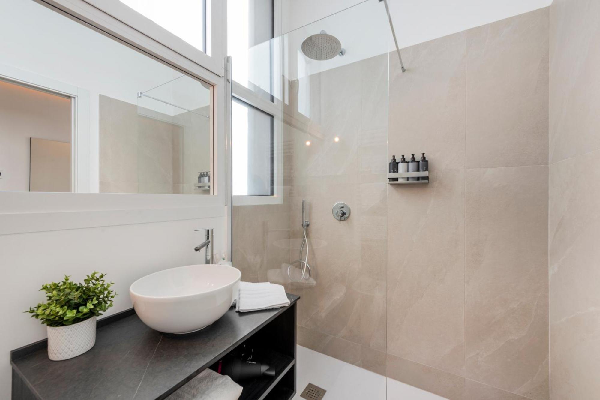 Bnbutler - Inbrera Suites - Giulianova, 1 Milánó Kültér fotó