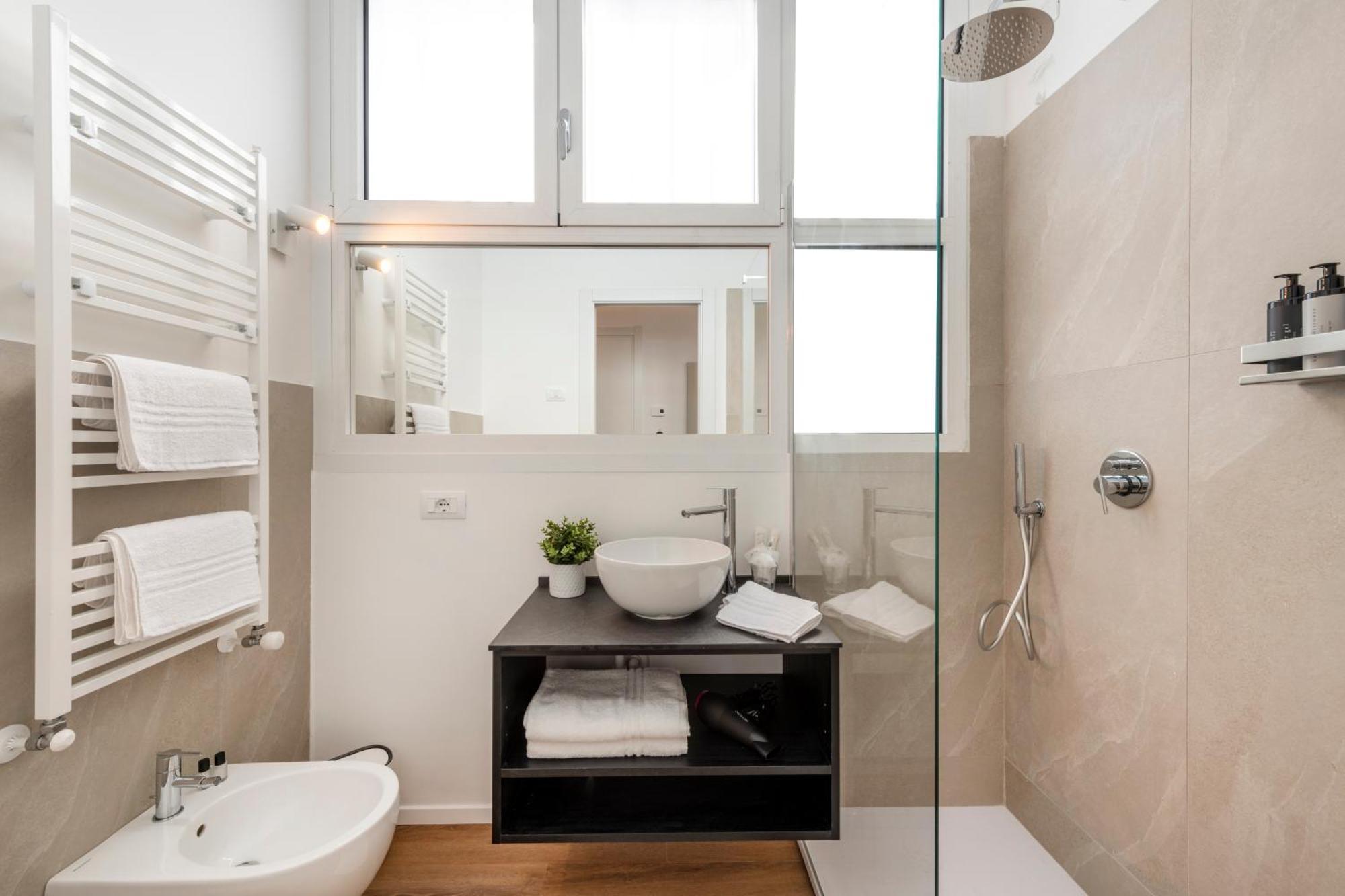 Bnbutler - Inbrera Suites - Giulianova, 1 Milánó Kültér fotó