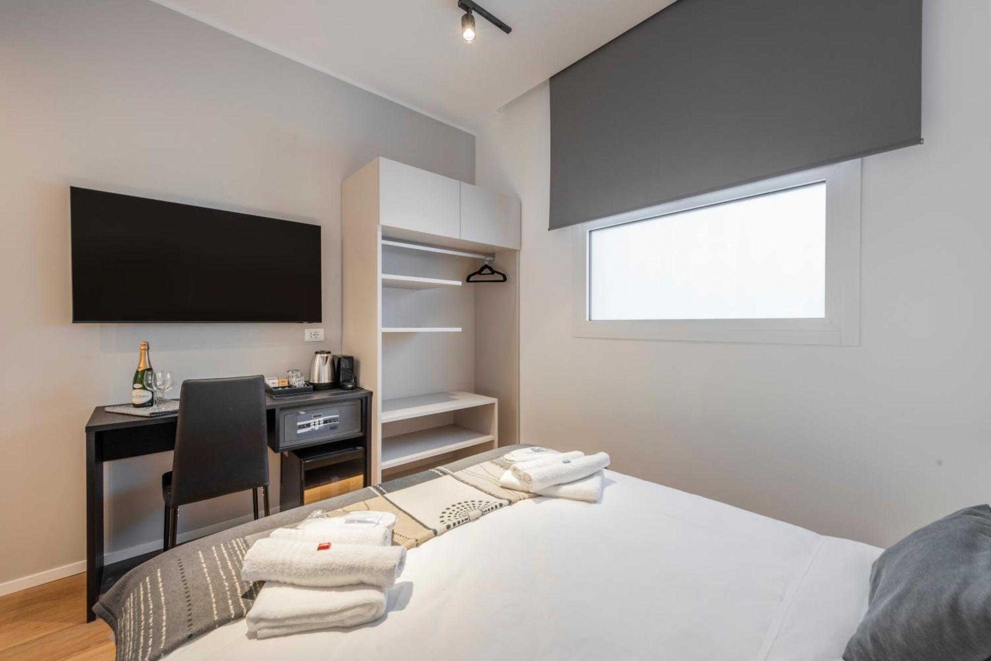 Bnbutler - Inbrera Suites - Giulianova, 1 Milánó Kültér fotó