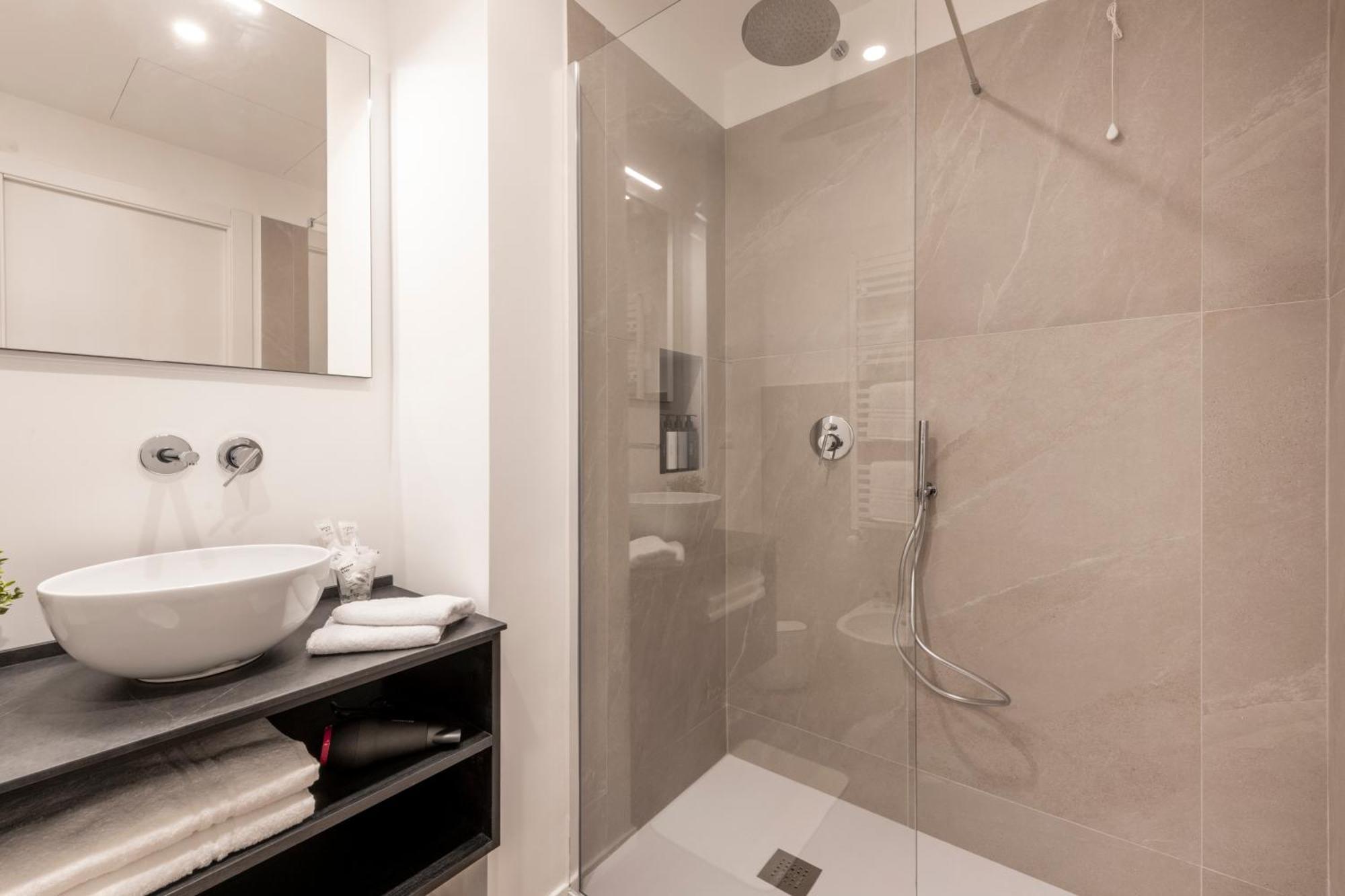 Bnbutler - Inbrera Suites - Giulianova, 1 Milánó Kültér fotó